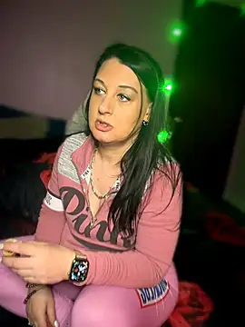 Snapshot of shortywidaphatty chatting on 22, 4, 2026 shortywidaphatty online show from 22, 4, 2026