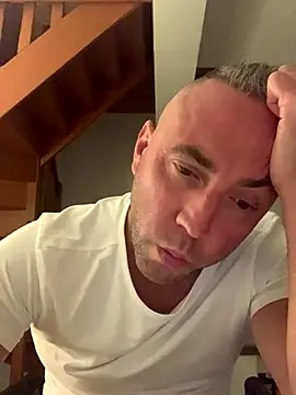 Snapshot of Marronglace1 chatting on 1, 10, 2025 Marronglace1 online show from 1, 10, 2025