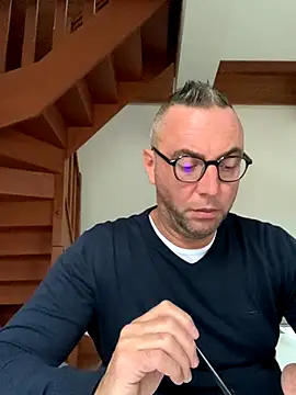 Snapshot of Marronglace1 chatting on 10, 10, 2025 Marronglace1 online show from 10, 10, 2025