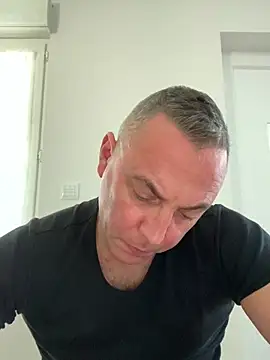 Marronglace1 online show from 5, 3, 2026