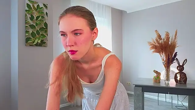 Snapshot of Succubelle chatting on 27, 9, 2025 Succubelle online show from 27, 9, 2025