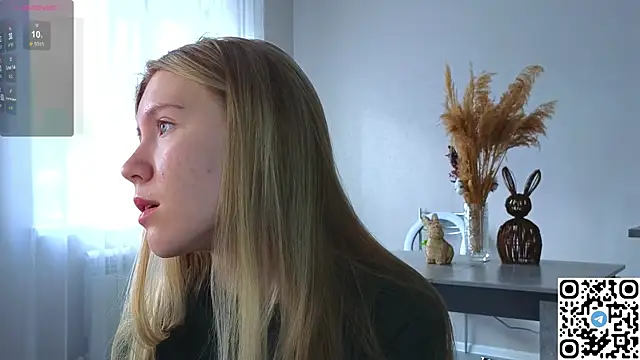 Snapshot of Succubelle chatting on 24, 10, 2025 Succubelle online show from 24, 10, 2025