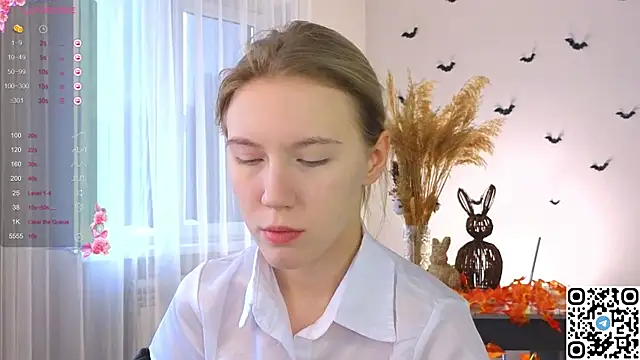 Snapshot of Succubelle chatting on 5, 11, 2025 Succubelle online show from 5, 11, 2025