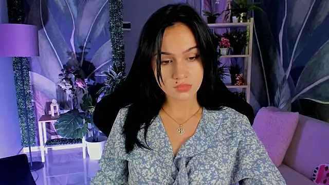 Snapshot of MonicaFarmer chatting on 23, 9, 2025 MonicaFarmer online show from 23, 9, 2025