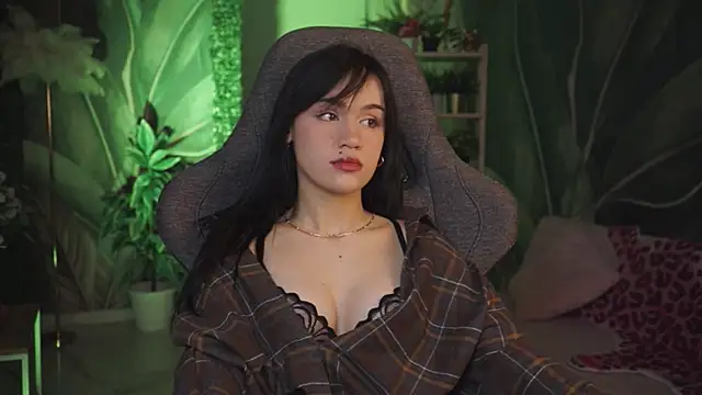 MonicaFarmer online show from 23, 4, 2026