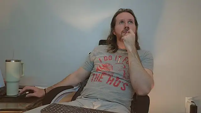 AlbinoAdonis online show from 21, 4, 2026