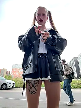 Sugar Pop online show from 15, 9, 2025