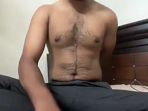 bossyjuicy online show from 2, 12, 2025