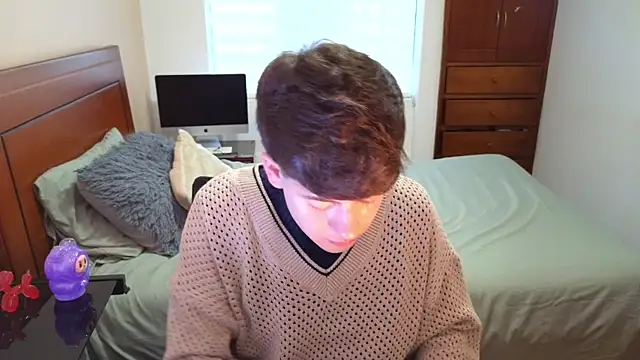 tightncuteass online show from 7, 10, 2025