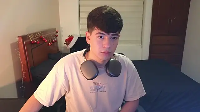 tightncuteass online show from 26, 11, 2025