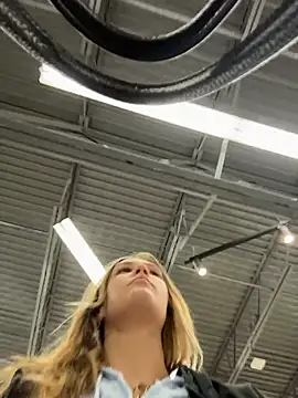 AllesandraLove online show from 6, 1, 2026