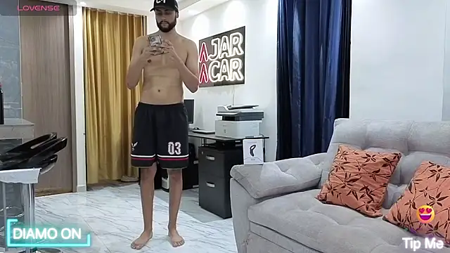 Snapshot of Thomas_redcol chatting on 24, 9, 2025 Thomas redcol online show from 24, 9, 2025