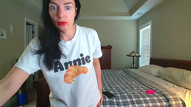 BustyBrunette40 online show from 11, 9, 2025