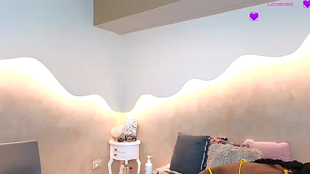 Kloee 12 online show from 23, 10, 2025