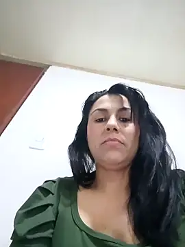 Snapshot of vanessa-titisM chatting on 8, 11, 2025 vanessa-titisM online show from 8, 11, 2025