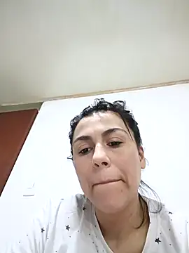 Snapshot of vanessa-titisM chatting on 14, 11, 2025 vanessa-titisM online show from 14, 11, 2025