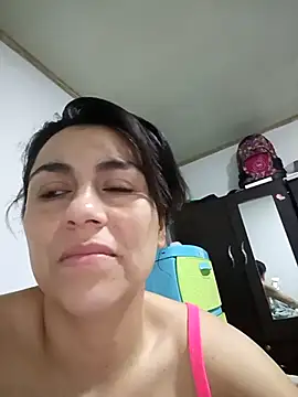 Snapshot of vanessa-titisM chatting on 16, 11, 2025 vanessa-titisM online show from 16, 11, 2025