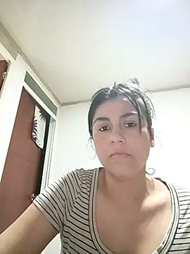 Snapshot of vanessa-titisM chatting on 4, 12, 2025 vanessa-titisM online show from 4, 12, 2025