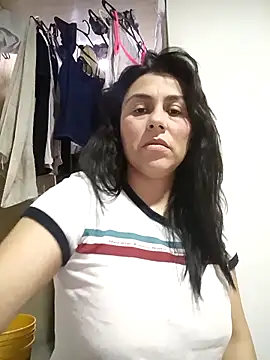 Snapshot of vanessa-titisM chatting on 14, 12, 2025 vanessa-titisM online show from 14, 12, 2025