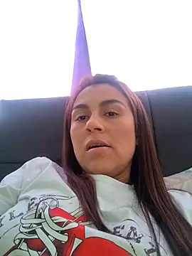 Snapshot of vanessa-titisM chatting on 19, 4, 2026 vanessa-titisM online show from 19, 4, 2026