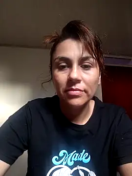 Snapshot of vanessa-titisM chatting on 24, 4, 2026 vanessa-titisM online show from 24, 4, 2026