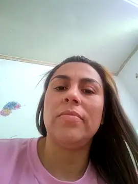 Snapshot of vanessa-titisM chatting on 25, 4, 2026 vanessa-titisM online show from 25, 4, 2026