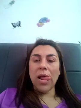 Snapshot of vanessa-titisM chatting on 26, 4, 2026 vanessa-titisM online show from 26, 4, 2026