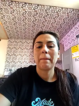 Snapshot of vanessa-titisM chatting on 9, 5, 2026 vanessa-titisM online show from 9, 5, 2026
