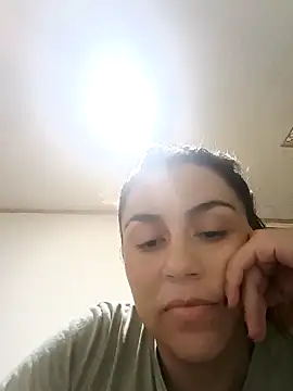Snapshot of vanessa-titisM chatting on 13, 5, 2026 vanessa-titisM online show from 13, 5, 2026