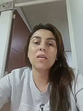 Snapshot of vanessa-titisM chatting on 31, 5, 2026 vanessa-titisM online show from 31, 5, 2026