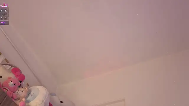 ashlynnlowe  online show from 9, 7, 2026