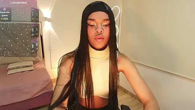 Snapshot of Miagates_tay chatting on 27, 10, 2025 Miagates tay online show from 27, 10, 2025