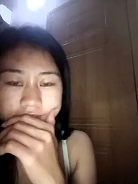 luy-xinh02 online show from 25, 9, 2025