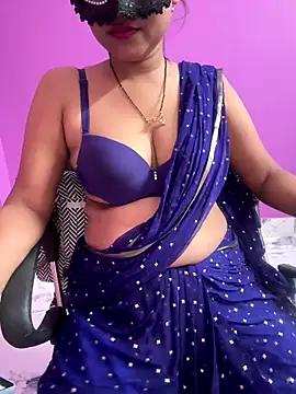 Snapshot of hottylizaa chatting on 2, 10, 2025 hottylizaa online show from 2, 10, 2025