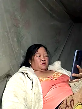 riso-00 online show from 28, 11, 2025