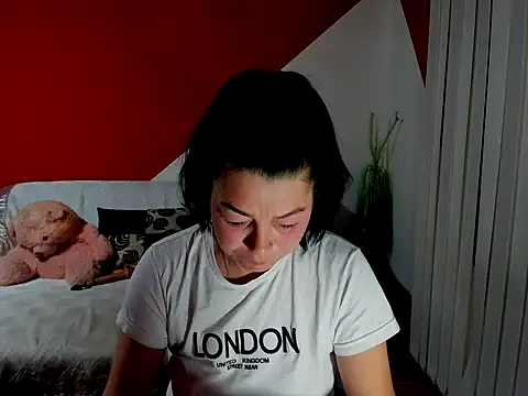 Soffy Skye online show from 1, 10, 2025