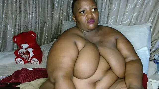 Snapshot of Bustyboobs02xx chatting on 12, 2, 2026 Bustyboobs02xx online show from 12, 2, 2026