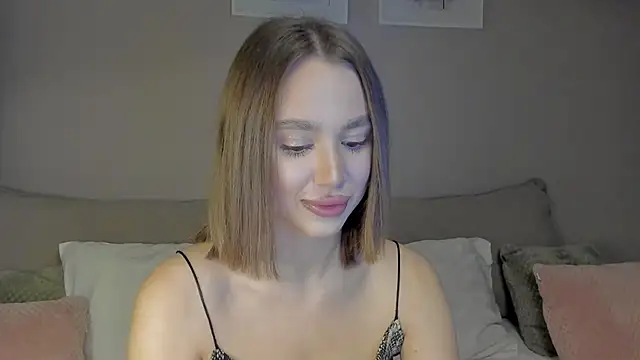 Snapshot of Stefa_Evans chatting on 28, 10, 2025 Stefa Evans online show from 28, 10, 2025