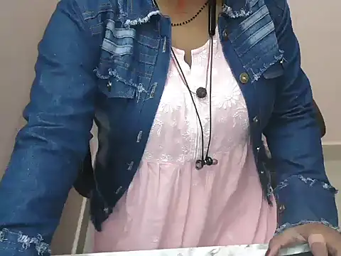 bold naina online show from 21, 11, 2025