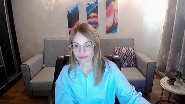 Snapshot of shy_hot_cat chatting on 3, 10, 2025 shy hot cat online show from 3, 10, 2025