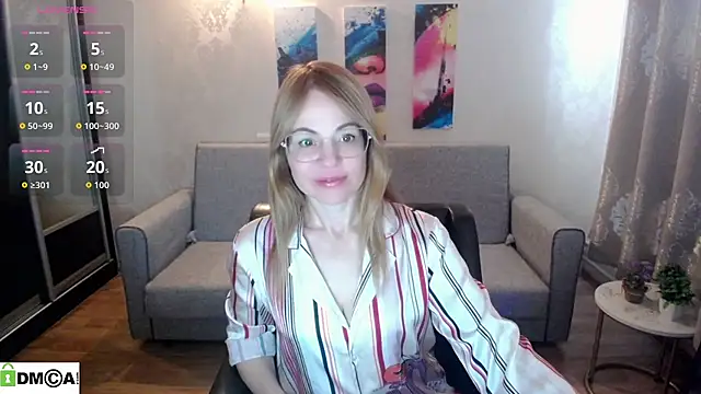 Snapshot of shy_hot_cat chatting on 23, 10, 2025 shy hot cat online show from 23, 10, 2025