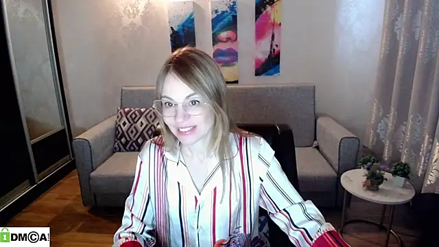 Snapshot of shy_hot_cat chatting on 11, 11, 2025 shy hot cat online show from 11, 11, 2025