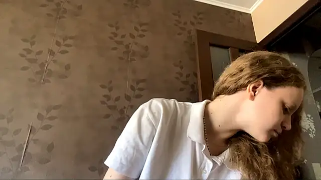 Snapshot of GlyndaCaver chatting on 22, 9, 2025 GlyndaCaver online show from 22, 9, 2025