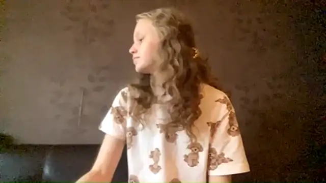 Snapshot of GlyndaCaver chatting on 29, 9, 2025 GlyndaCaver online show from 29, 9, 2025