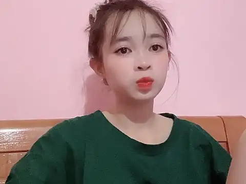 Suna7383 online show from 3, 10, 2025