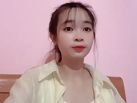 Suna7383 online show from 4, 10, 2025