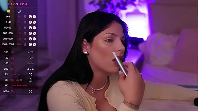 Snapshot of PlayfulAvalyn chatting on 3, 10, 2025 PlayfulAvalyn online show from 3, 10, 2025