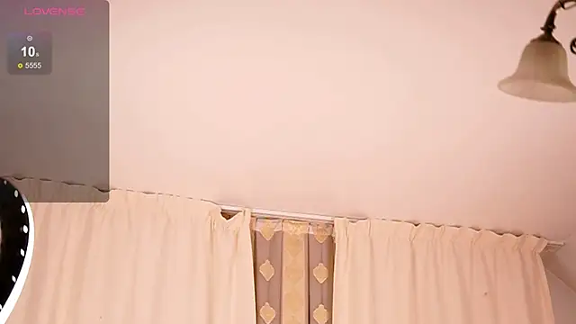 Snapshot of PlayfulAvalyn chatting on 31, 10, 2025 PlayfulAvalyn online show from 31, 10, 2025