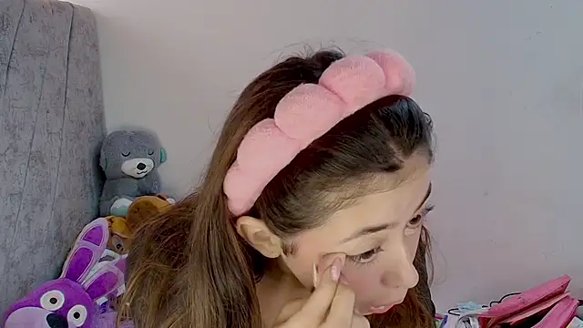 kimmy vegga2 online show from 9, 10, 2025