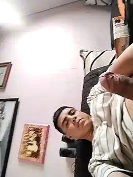 reycam97 online show from 13, 5, 2026